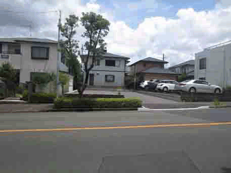 中拂駐車場